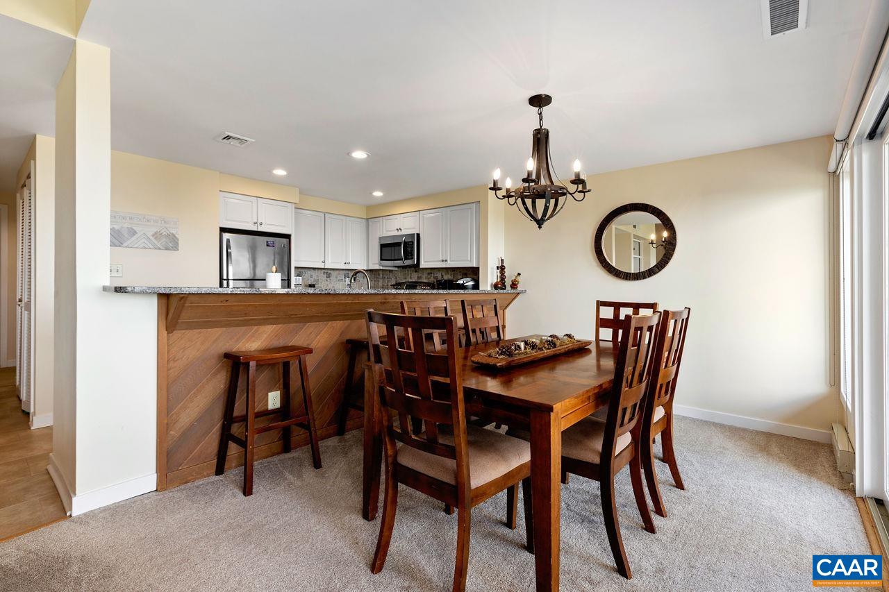 1642 OVERLOOK CONDOS Unit: 1642