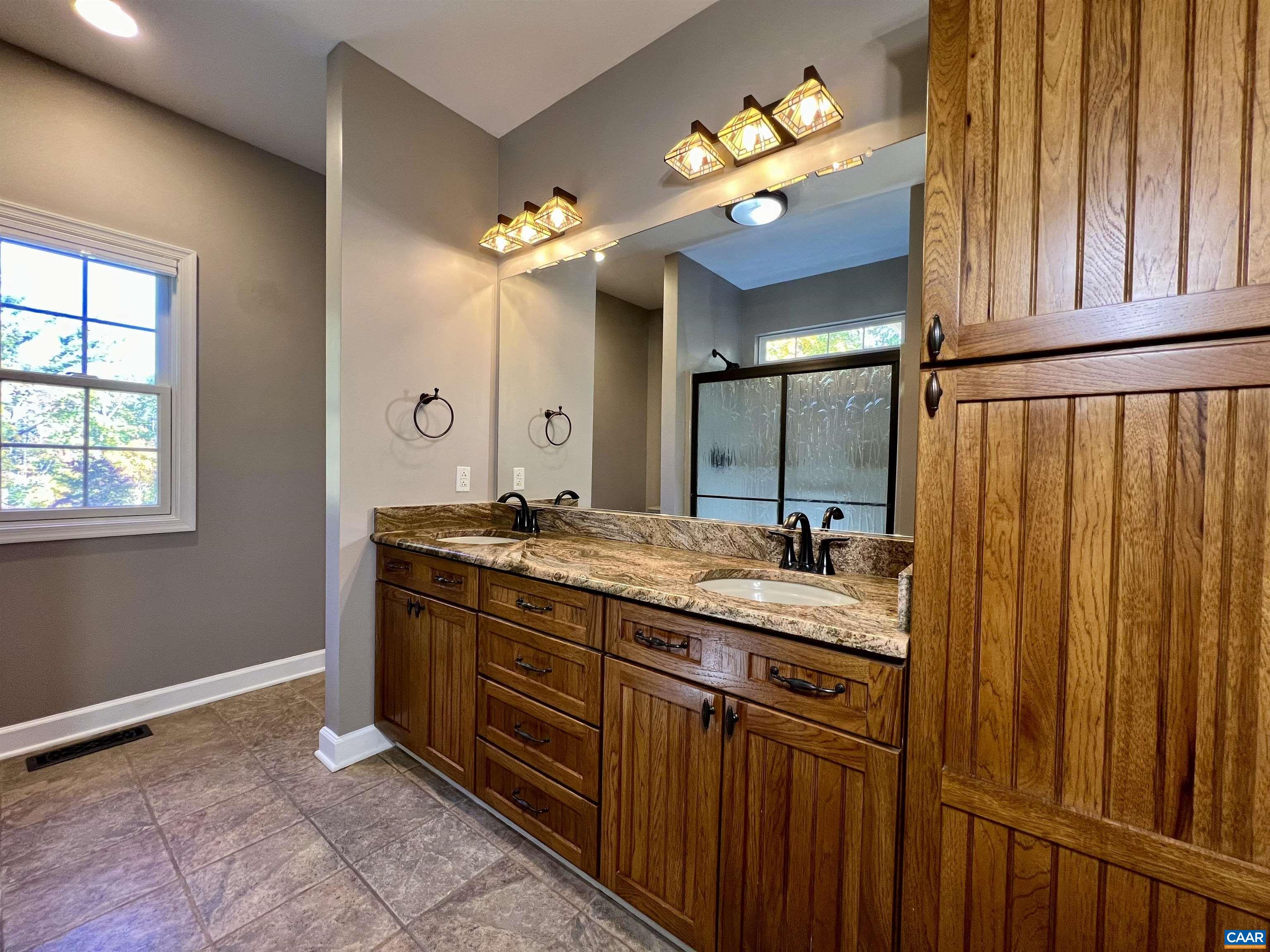 1209 PREDDY CREEK RD
