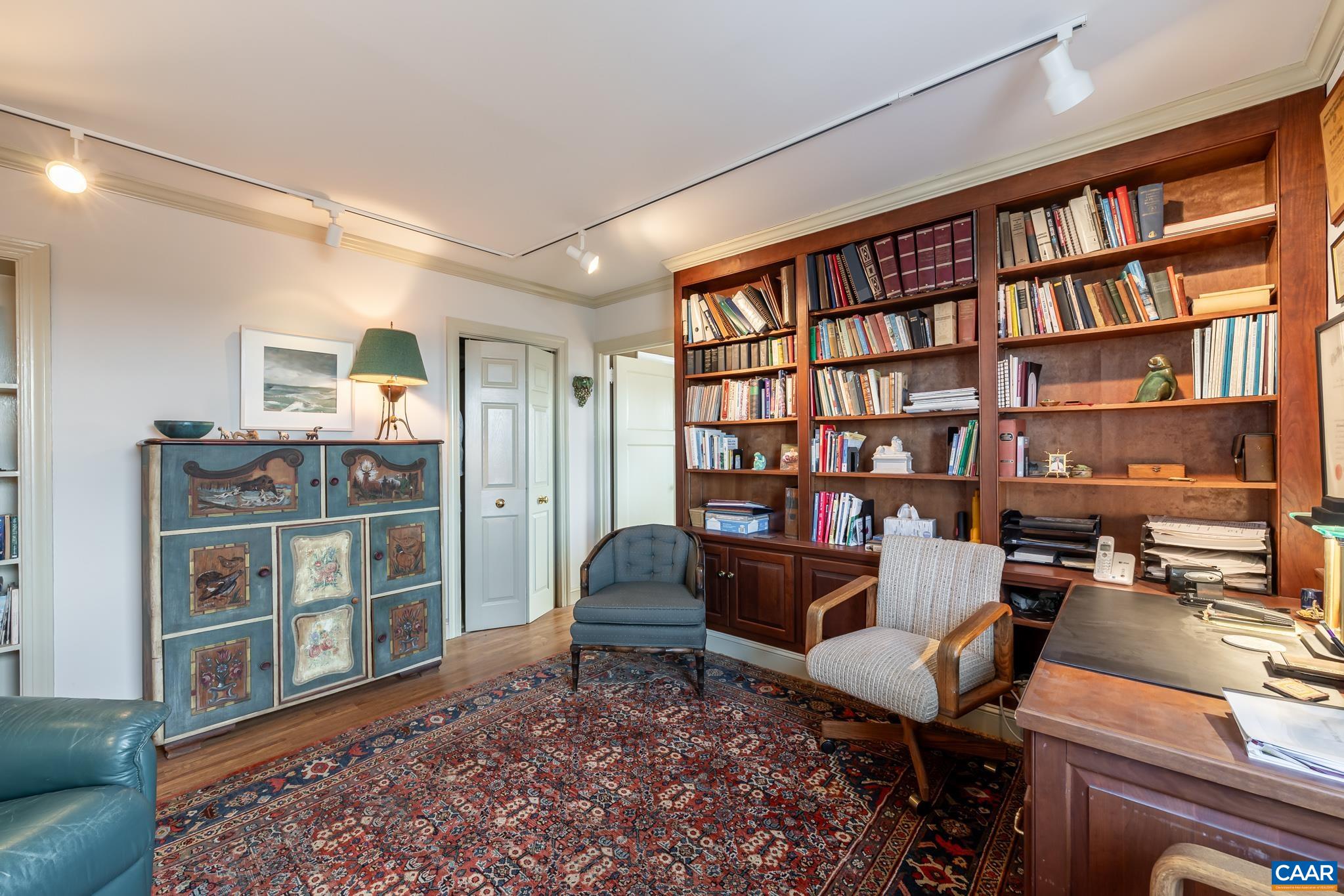 500 COURT SQ Unit: Suites 801 & 807 Monticello Pl