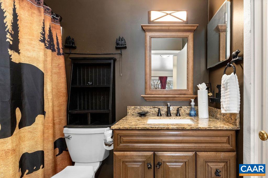 641 WHITE OAK CONDOS