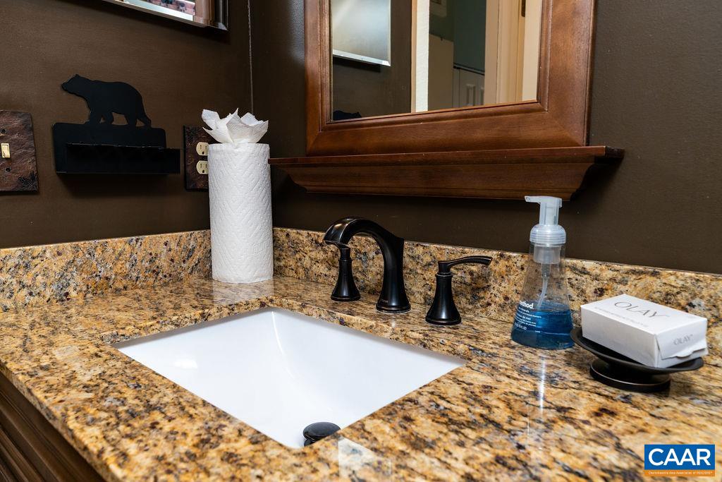 641 WHITE OAK CONDOS
