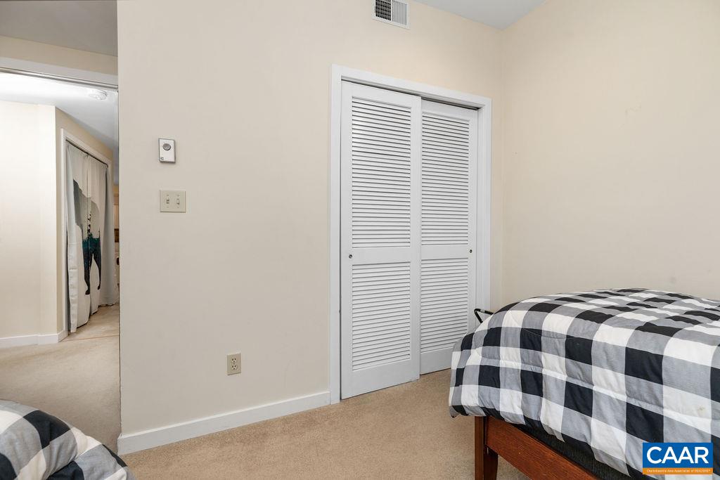 1642 OVERLOOK CONDOS