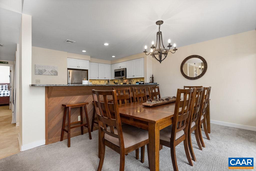 1642 OVERLOOK CONDOS