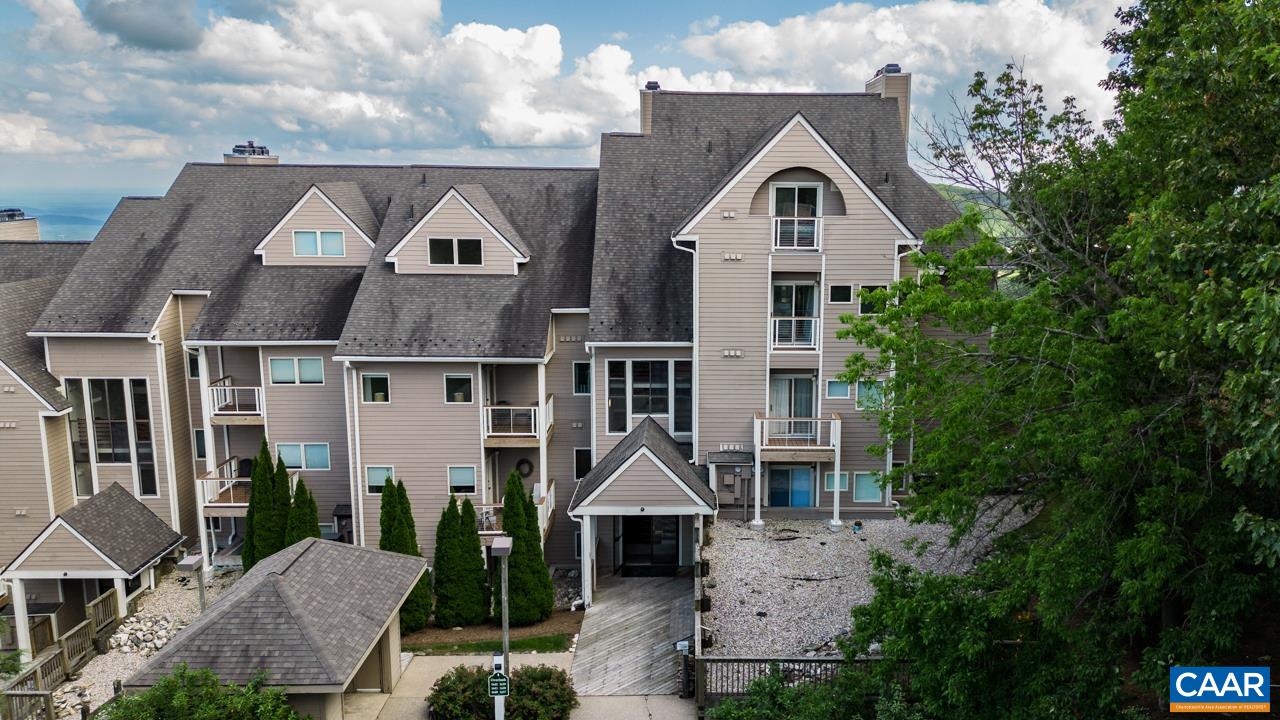 1642 OVERLOOK CONDOS