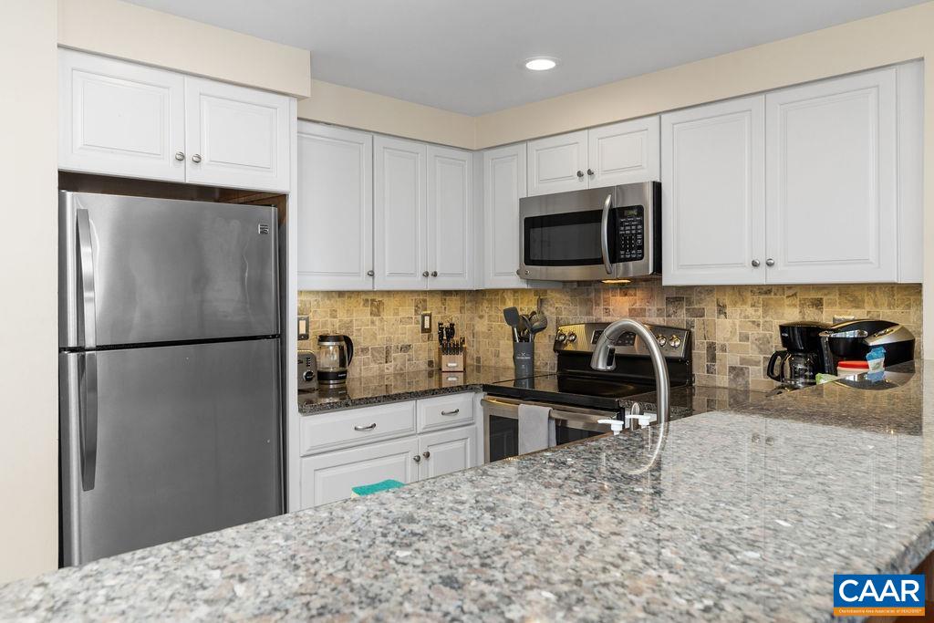 1642 OVERLOOK CONDOS