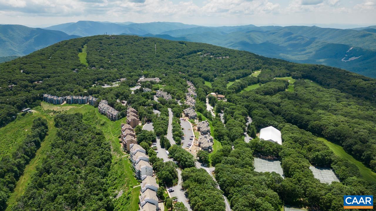 1642 OVERLOOK CONDOS