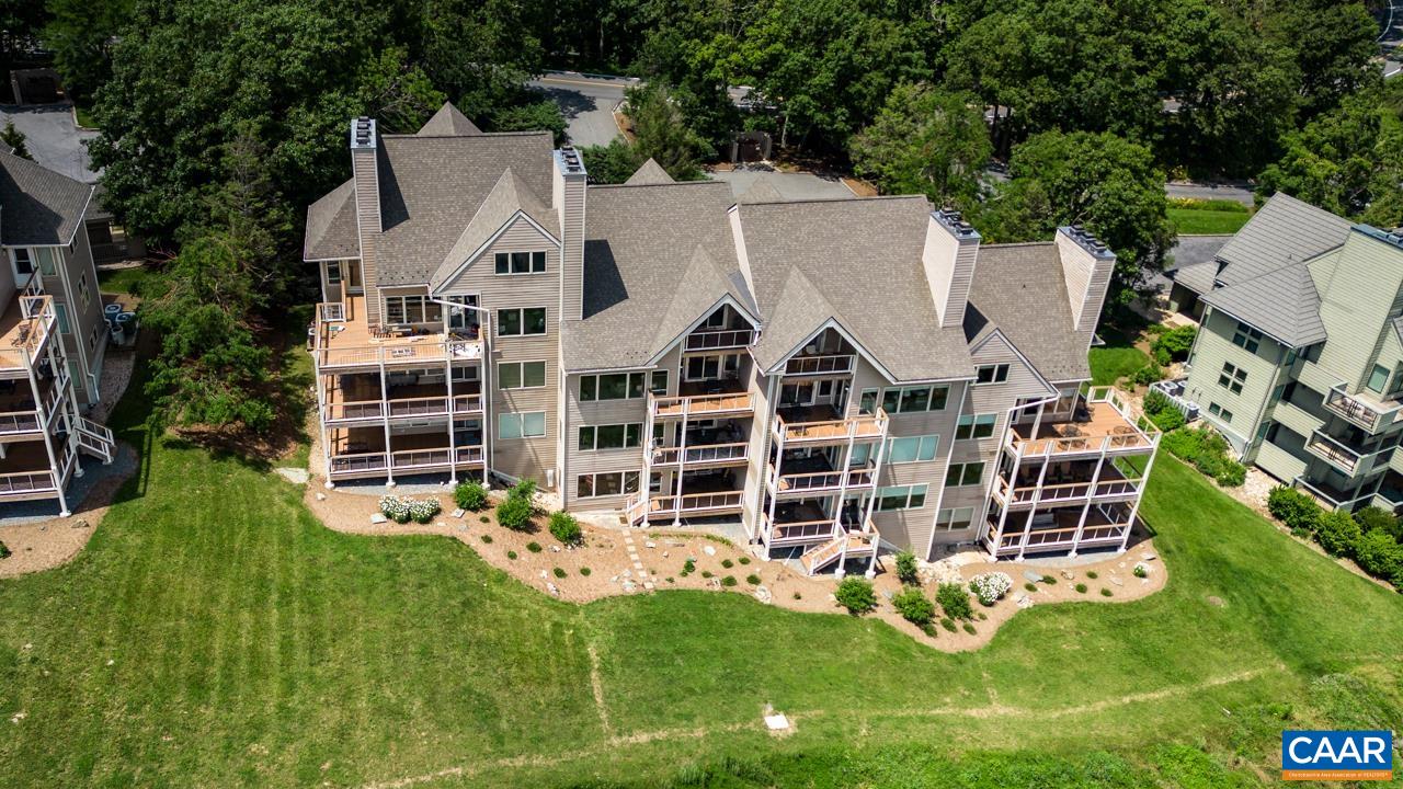 1642 OVERLOOK CONDOS