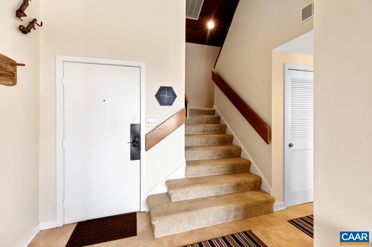1642 OVERLOOK CONDOS