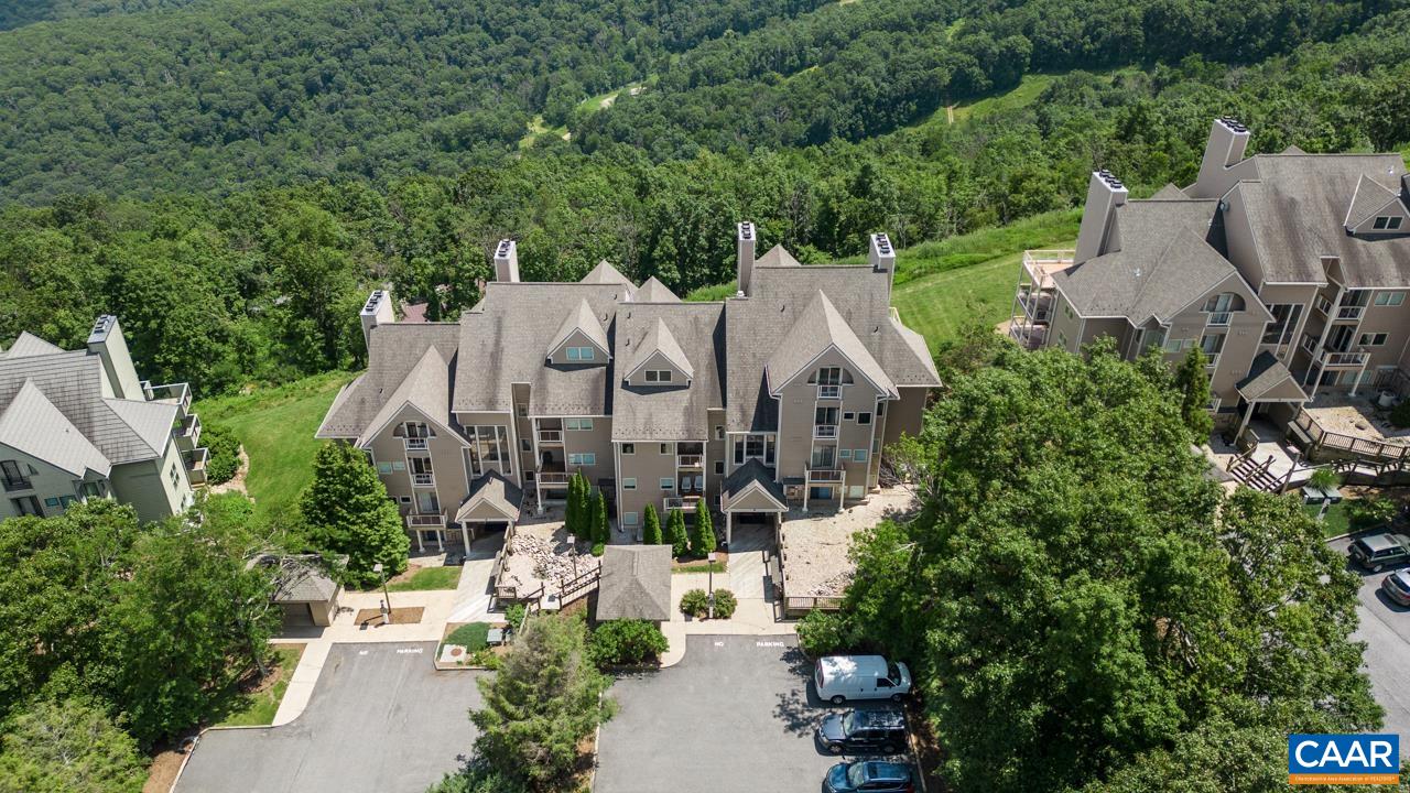 1642 OVERLOOK CONDOS