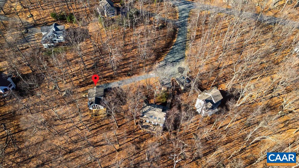 30 STONY COVE LN