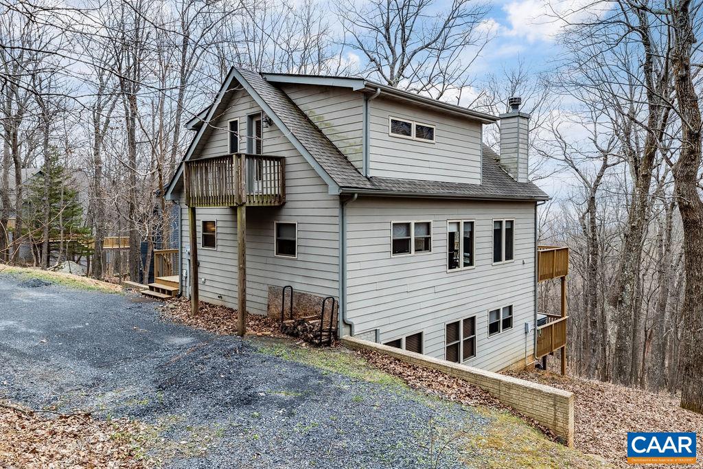 30 STONY COVE LN