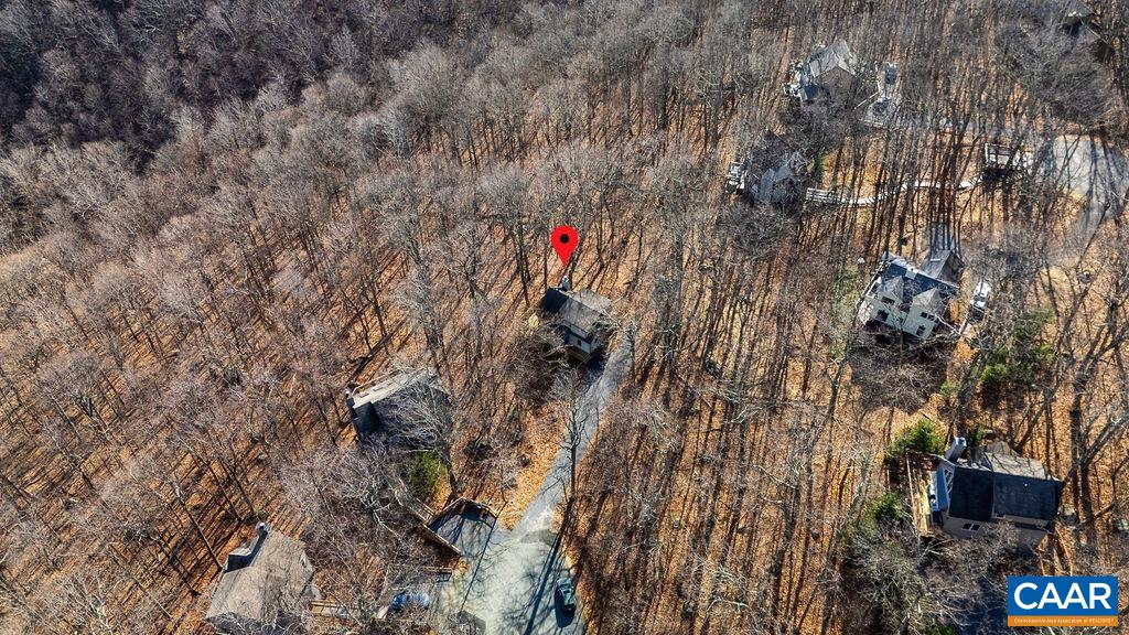 30 STONY COVE LN