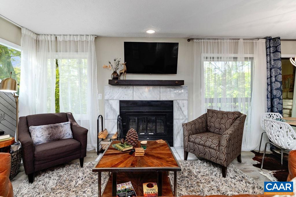 2247 TANNERS RIDGE CONDOS