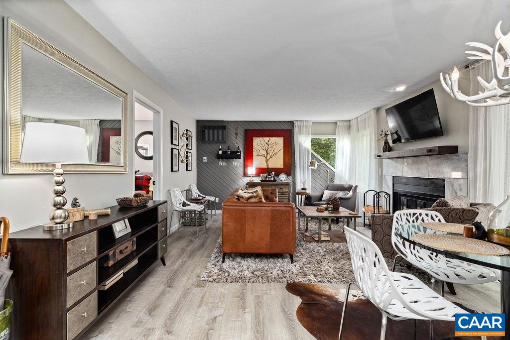 2247 TANNERS RIDGE CONDOS