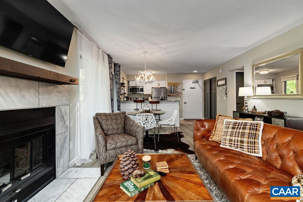 2247 TANNERS RIDGE CONDOS