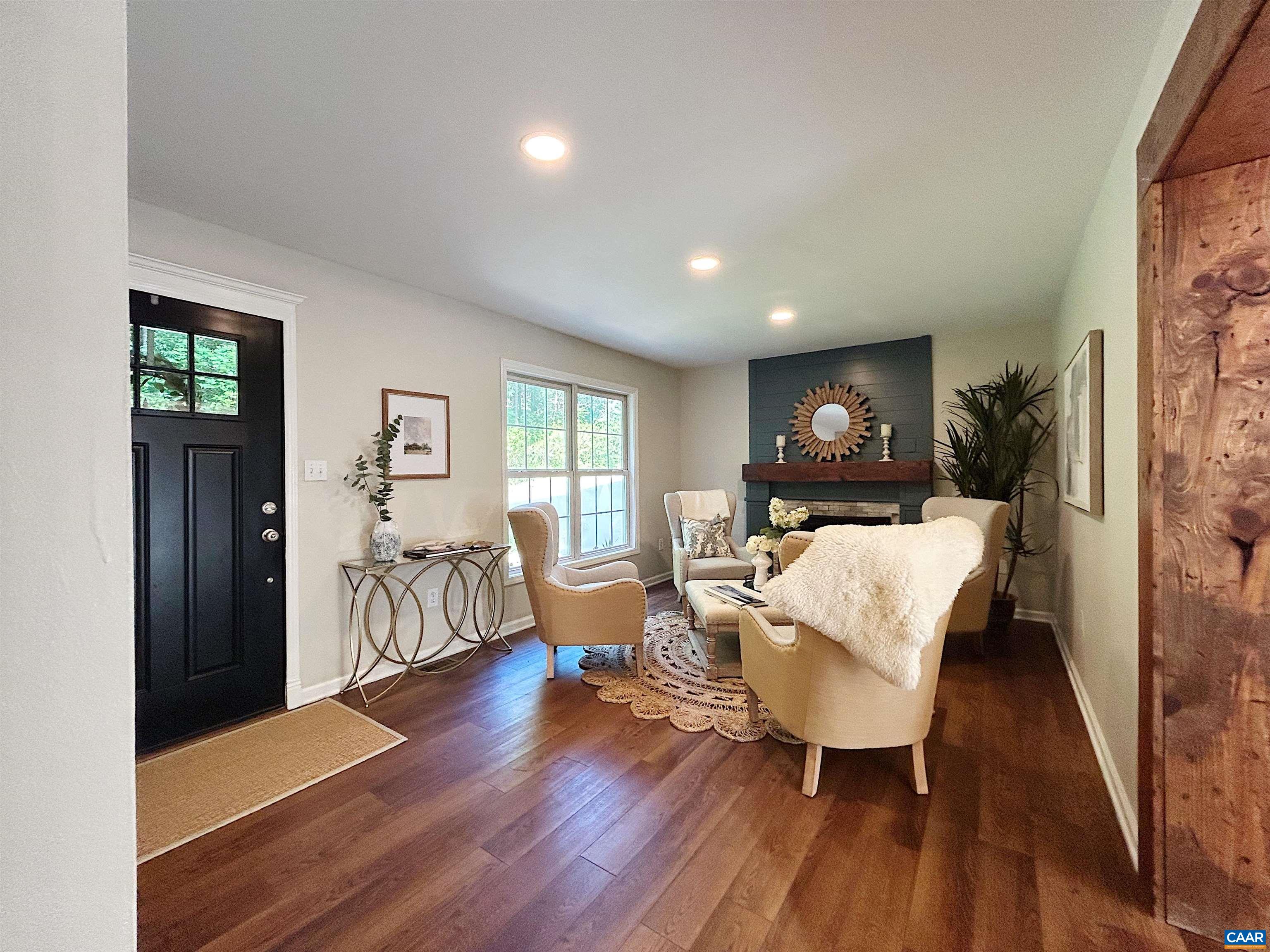 1203 MOUNTAIN RD