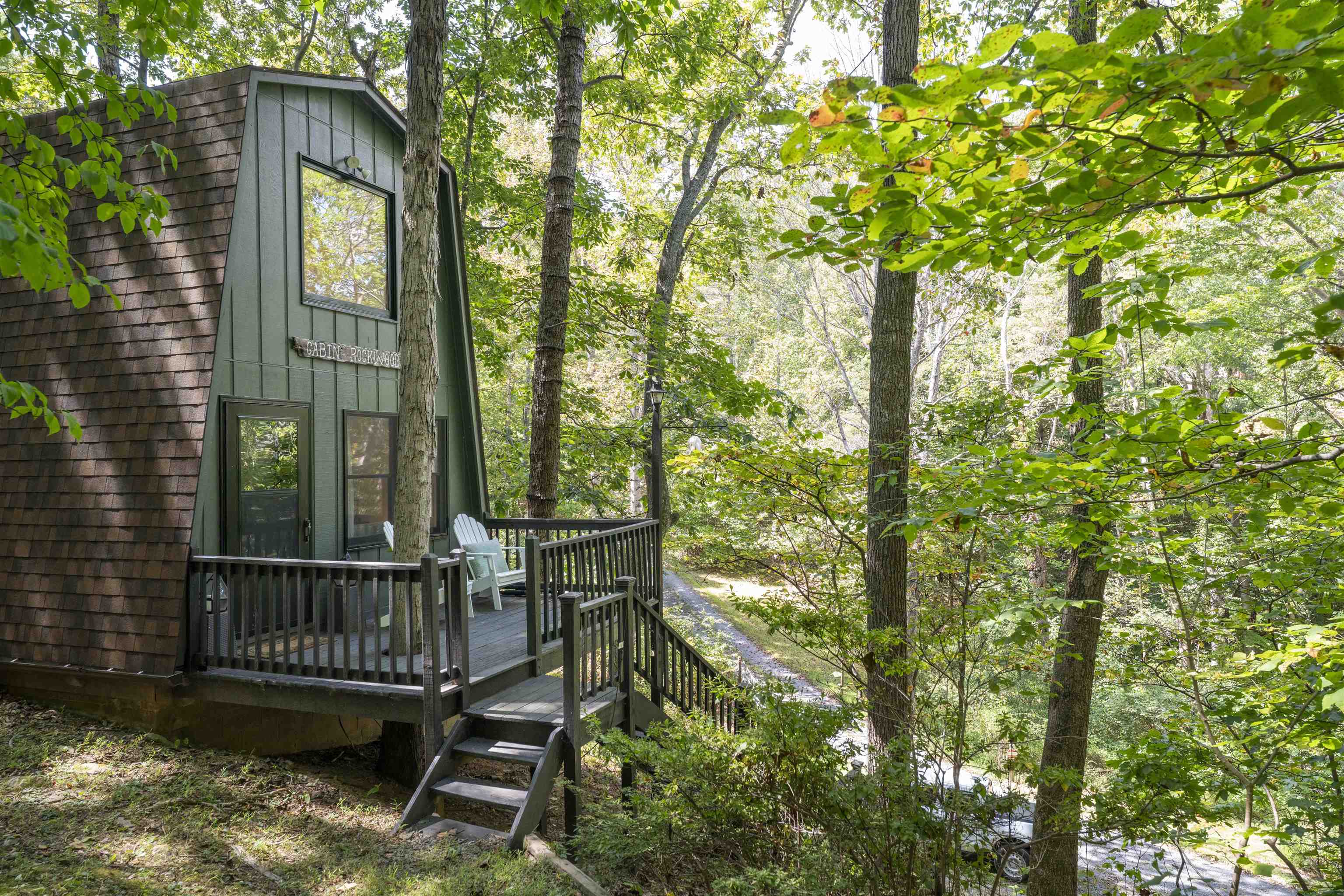 21 CREEKWOOD LN