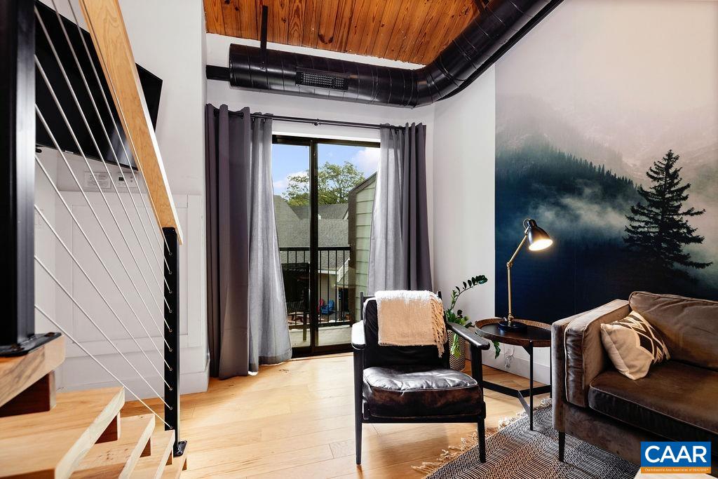 163 MOUNTAIN INN CONDOS