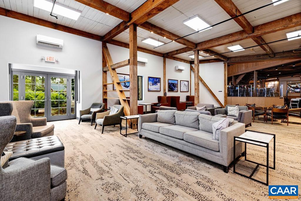 163 MOUNTAIN INN CONDOS