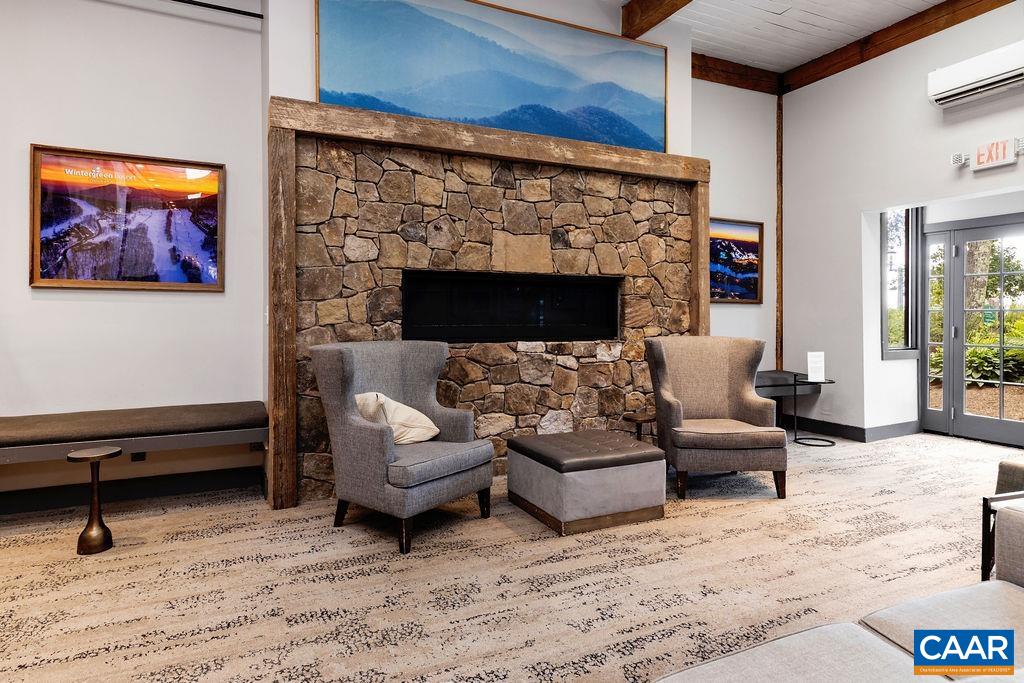 163 MOUNTAIN INN CONDOS