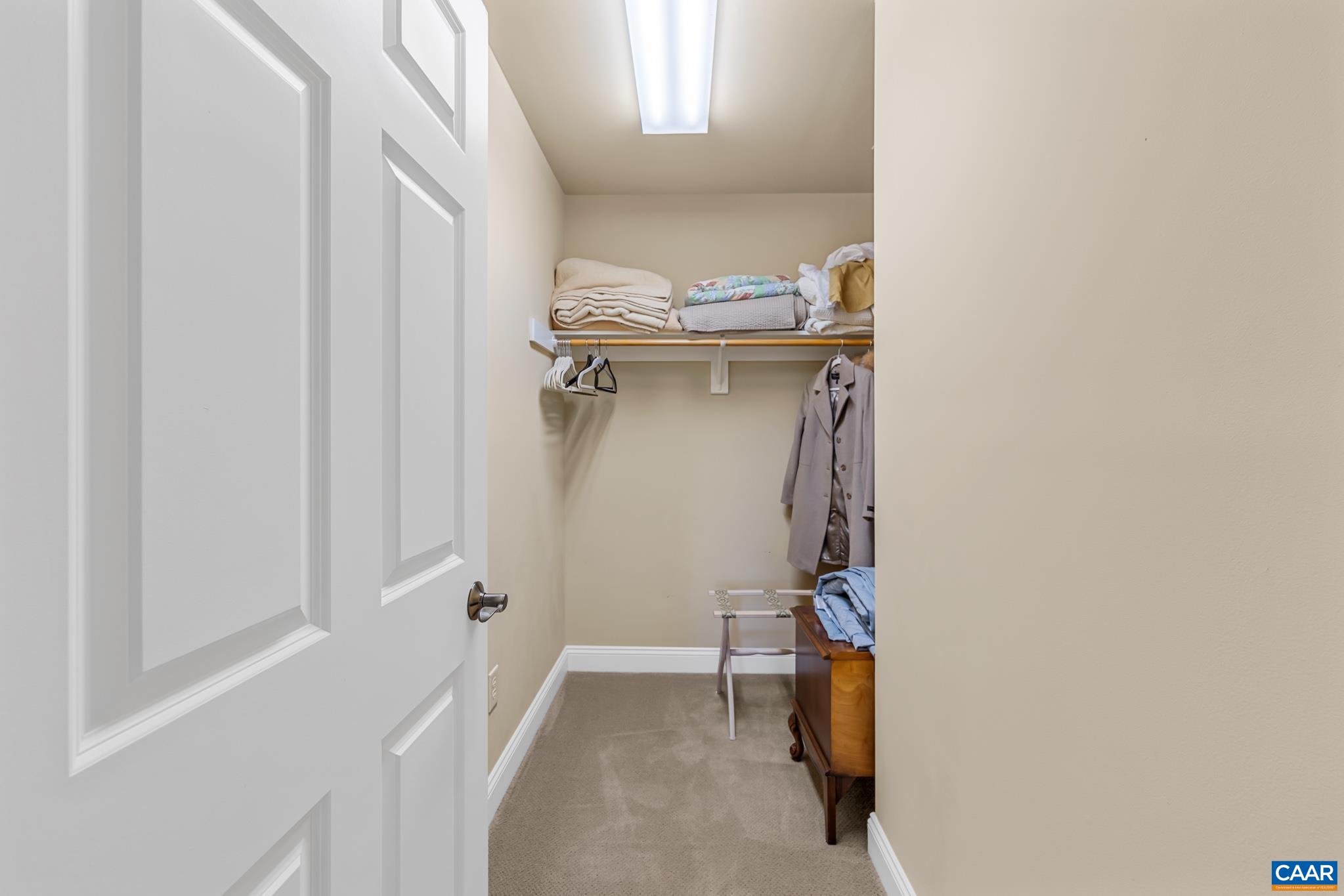 110 HIGH CREST LN