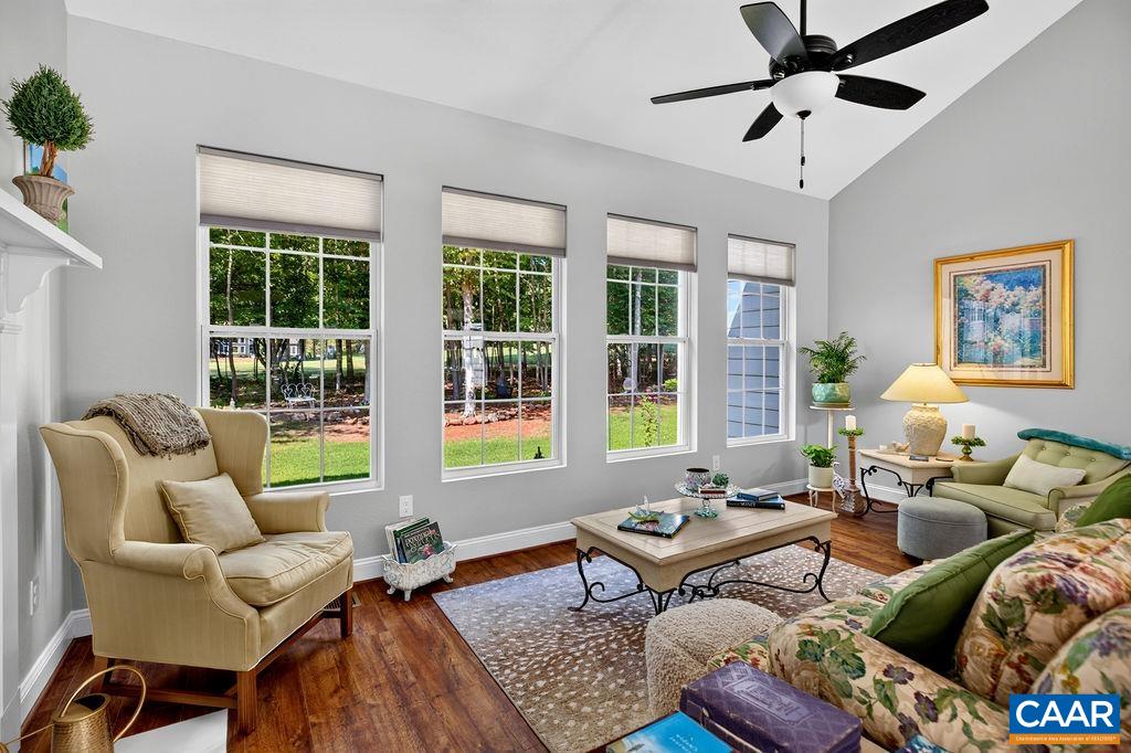 858 STONEY CREEK WEST