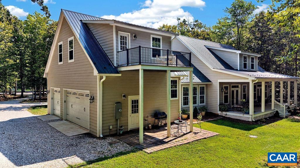 858 STONEY CREEK WEST