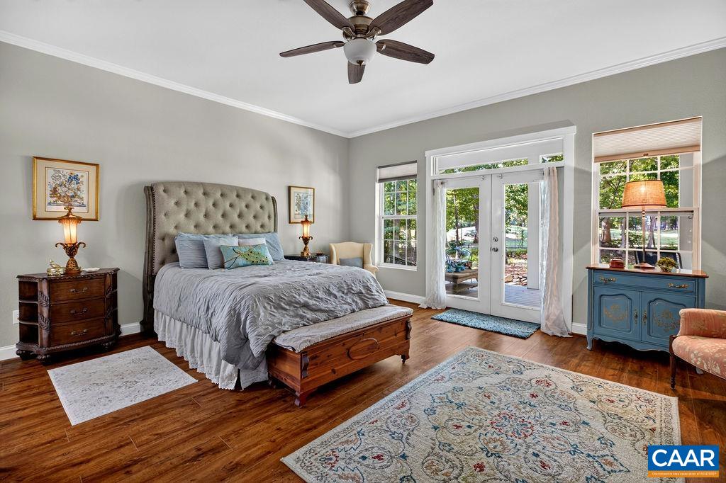858 STONEY CREEK WEST