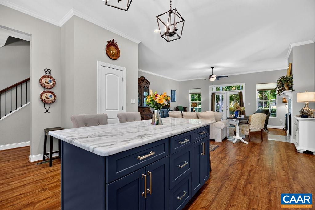 858 STONEY CREEK WEST