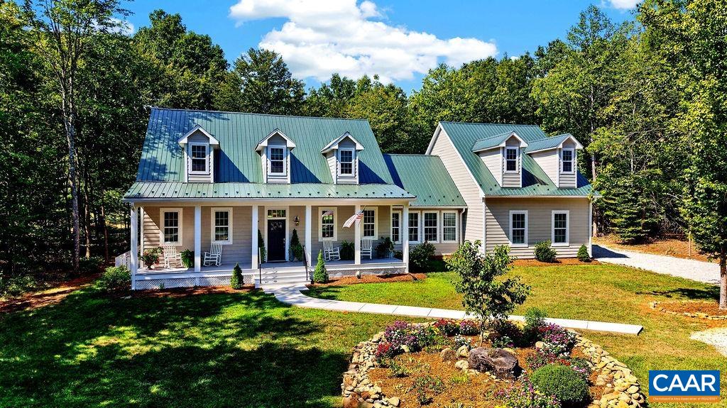 858 STONEY CREEK WEST