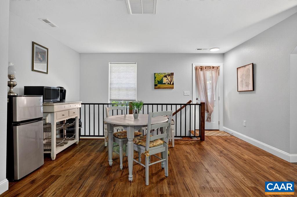 858 STONEY CREEK WEST