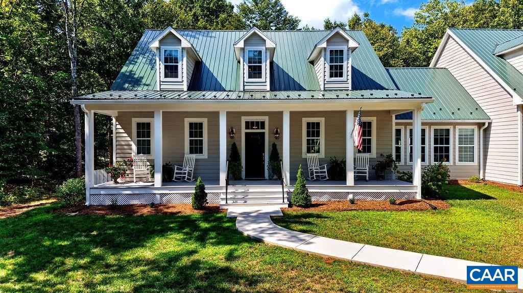 858 STONEY CREEK WEST