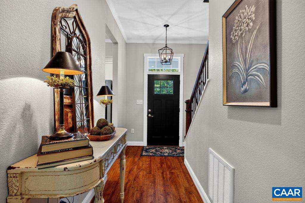 858 STONEY CREEK WEST
