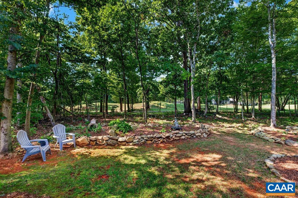 858 STONEY CREEK WEST