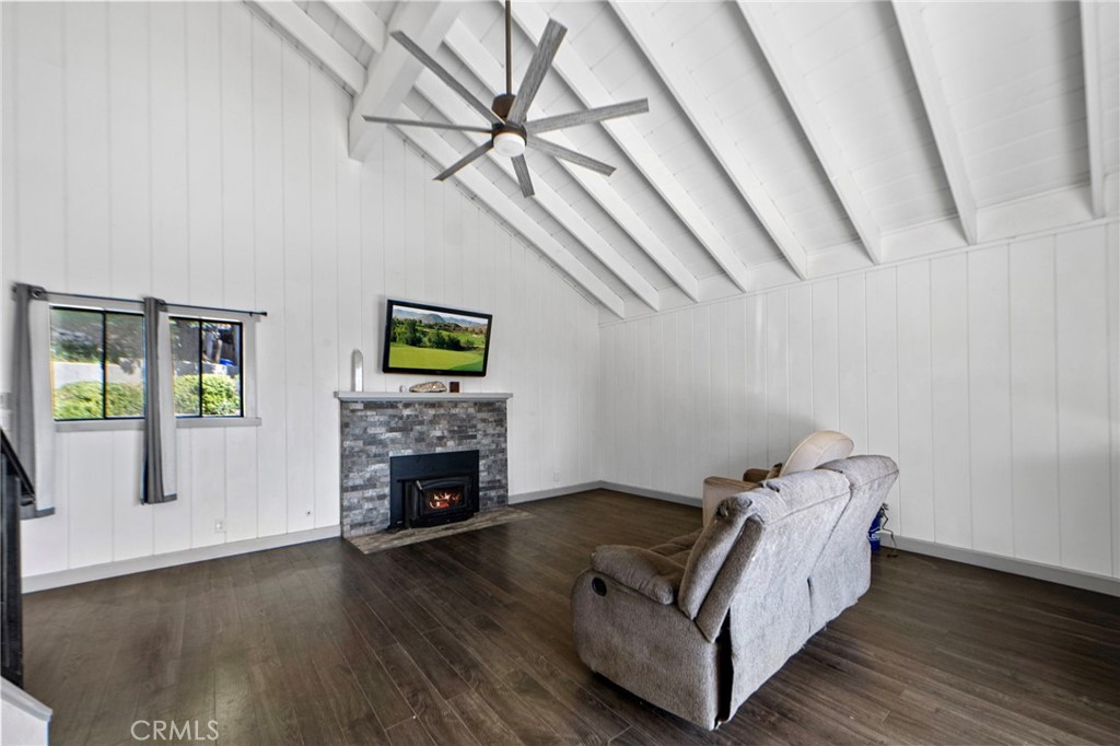 26429 Apache Trail