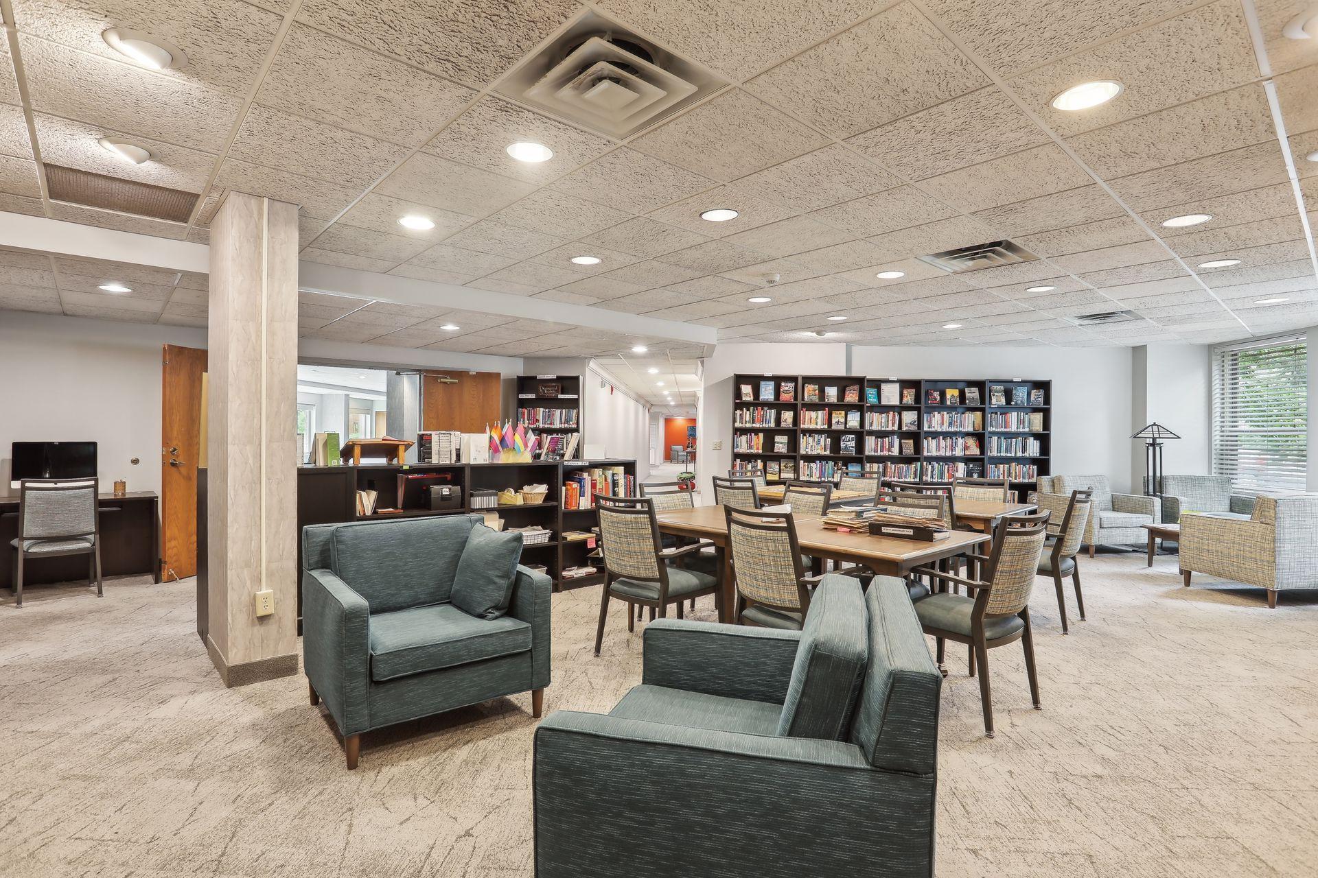 1425 W 28th Street Unit: 515