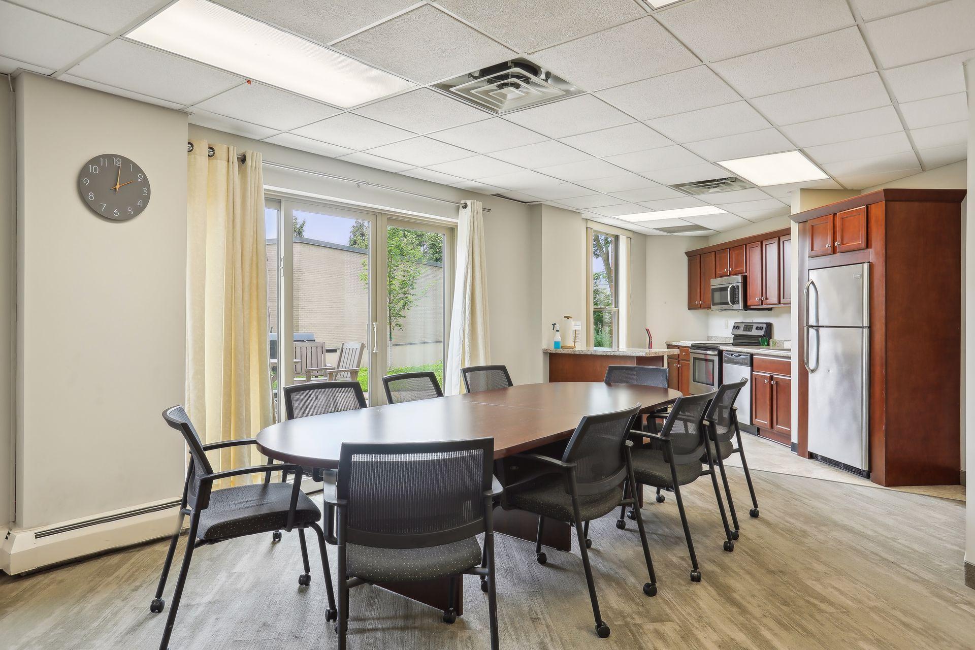 1425 W 28th Street Unit: 515