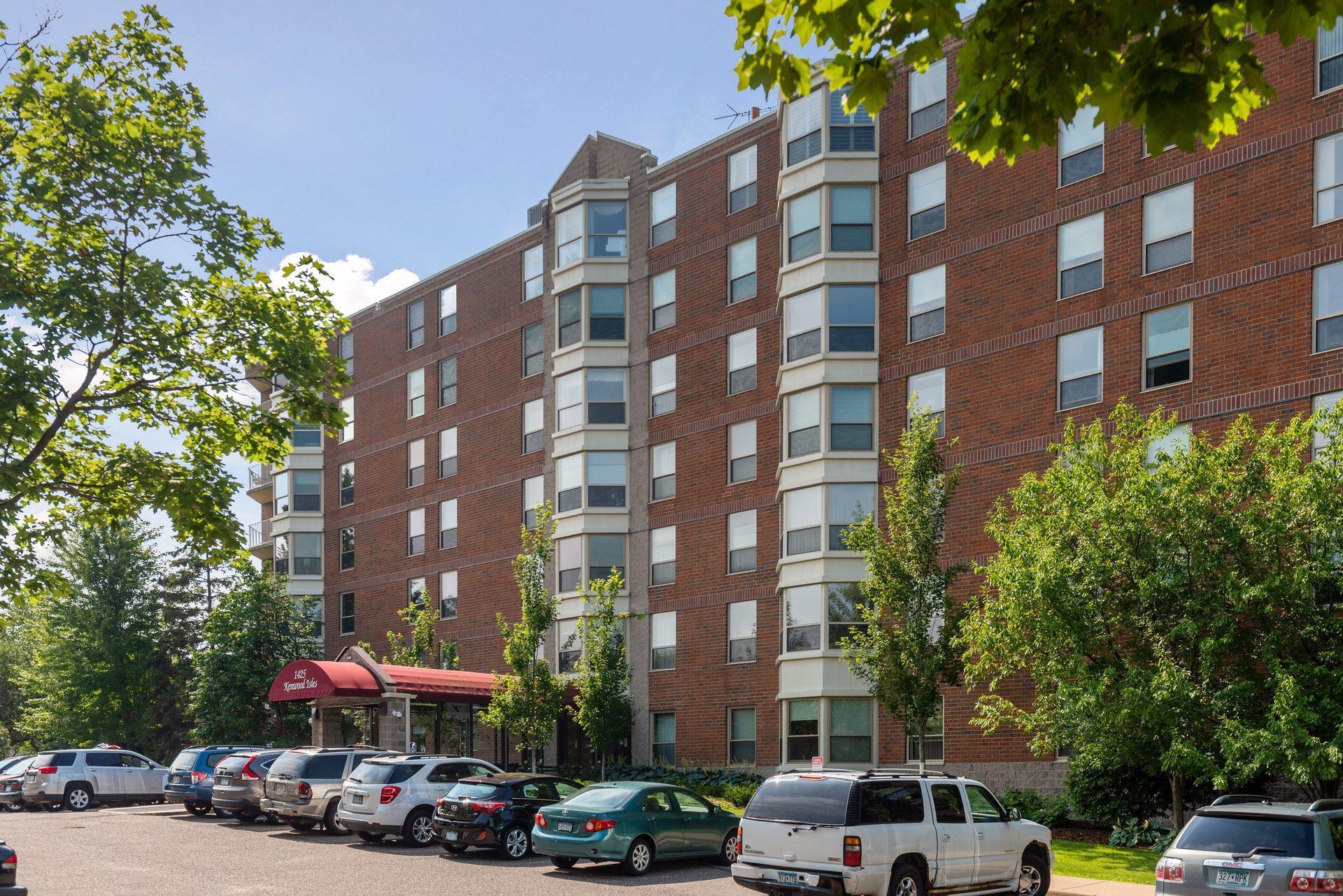 1425 W 28th Street Unit: 515