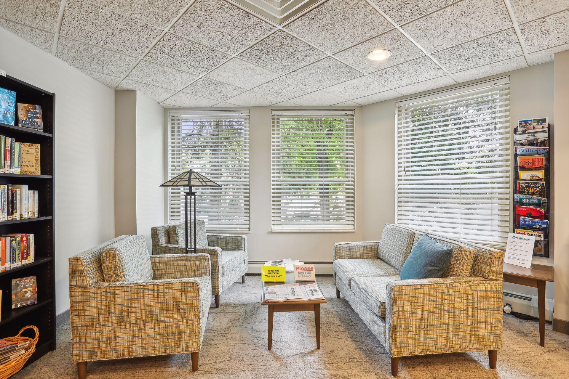 1425 W 28th Street Unit: 515