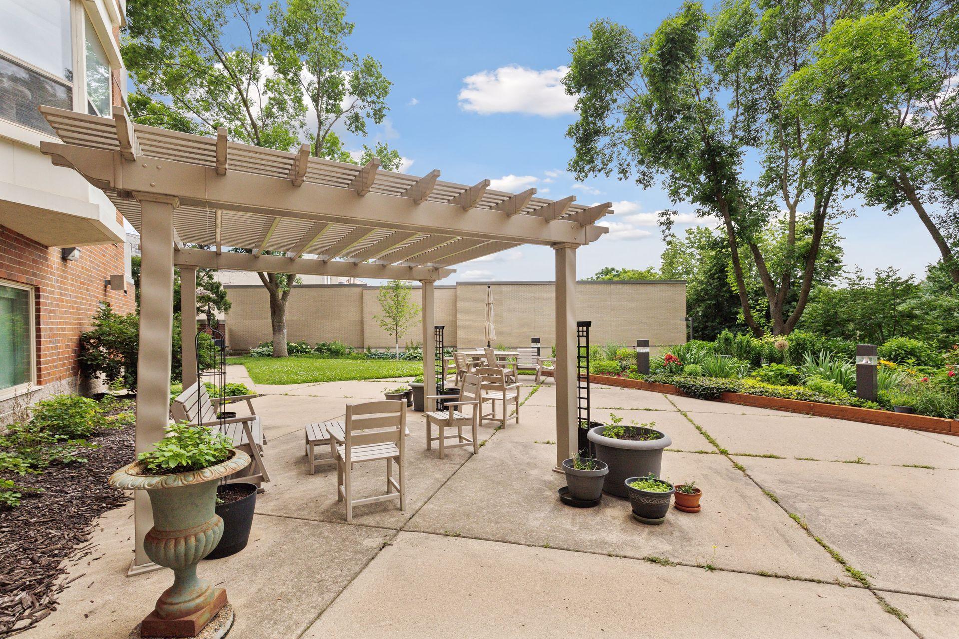 1425 W 28th Street Unit: 515