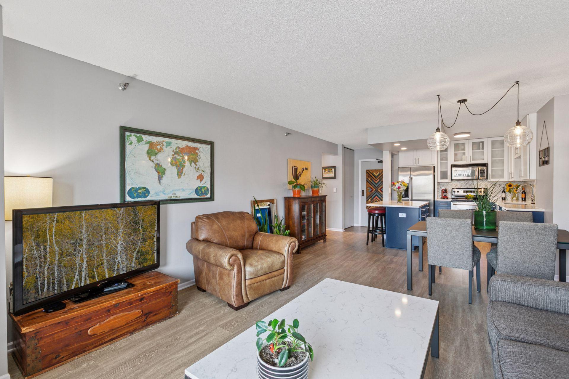 401 S 1st Street Unit: 816
