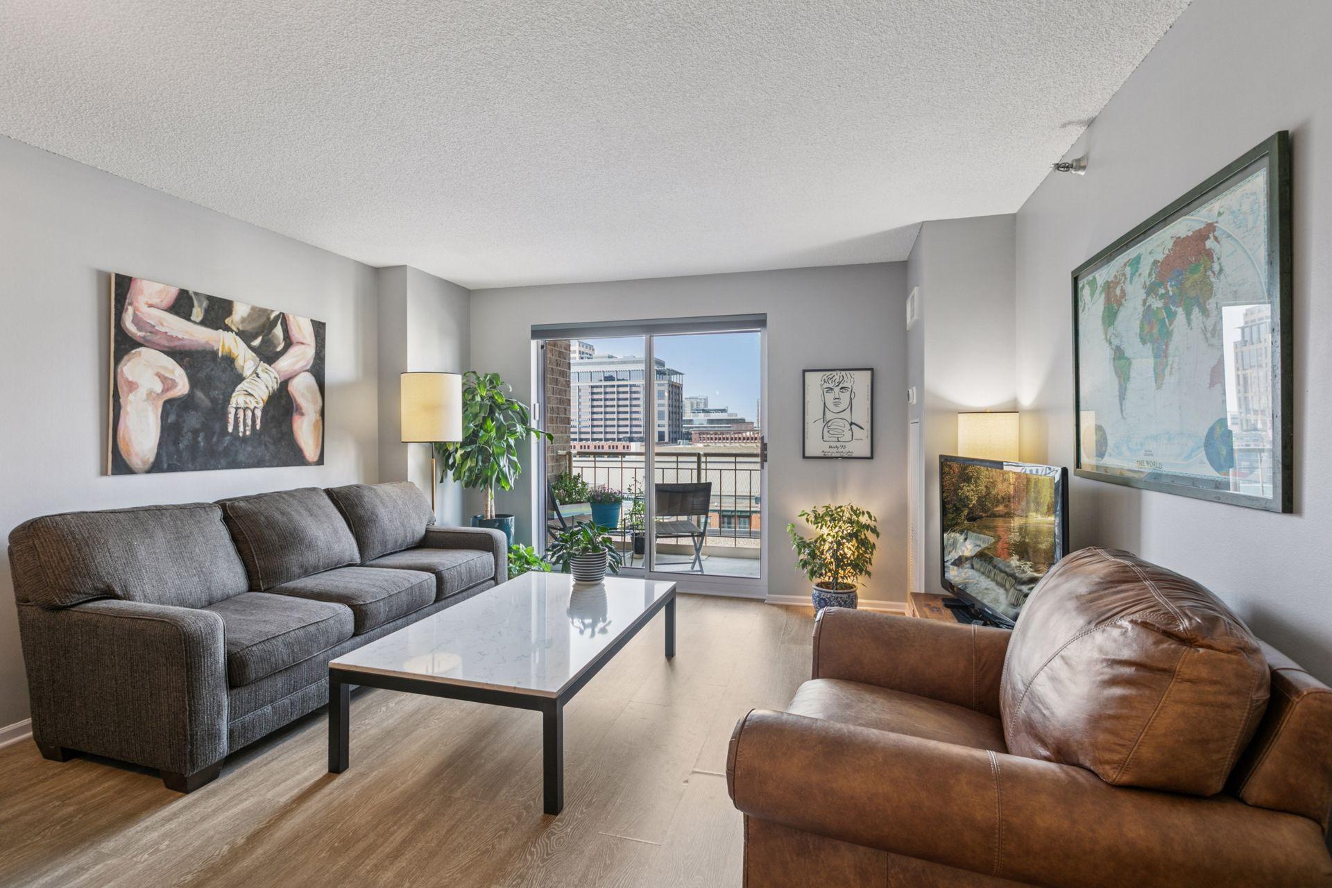 401 S 1st Street Unit: 816