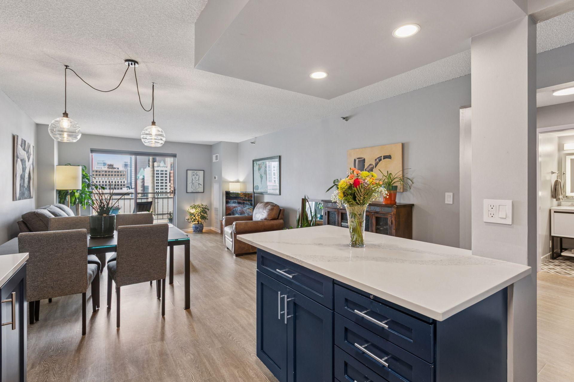 401 S 1st Street Unit: 816