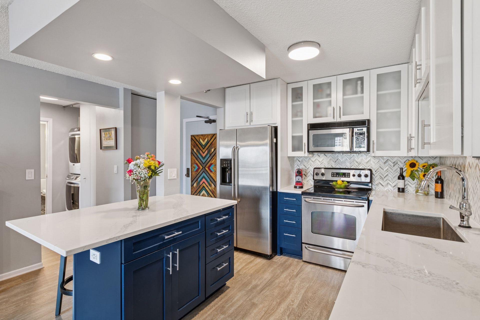 401 S 1st Street Unit: 816