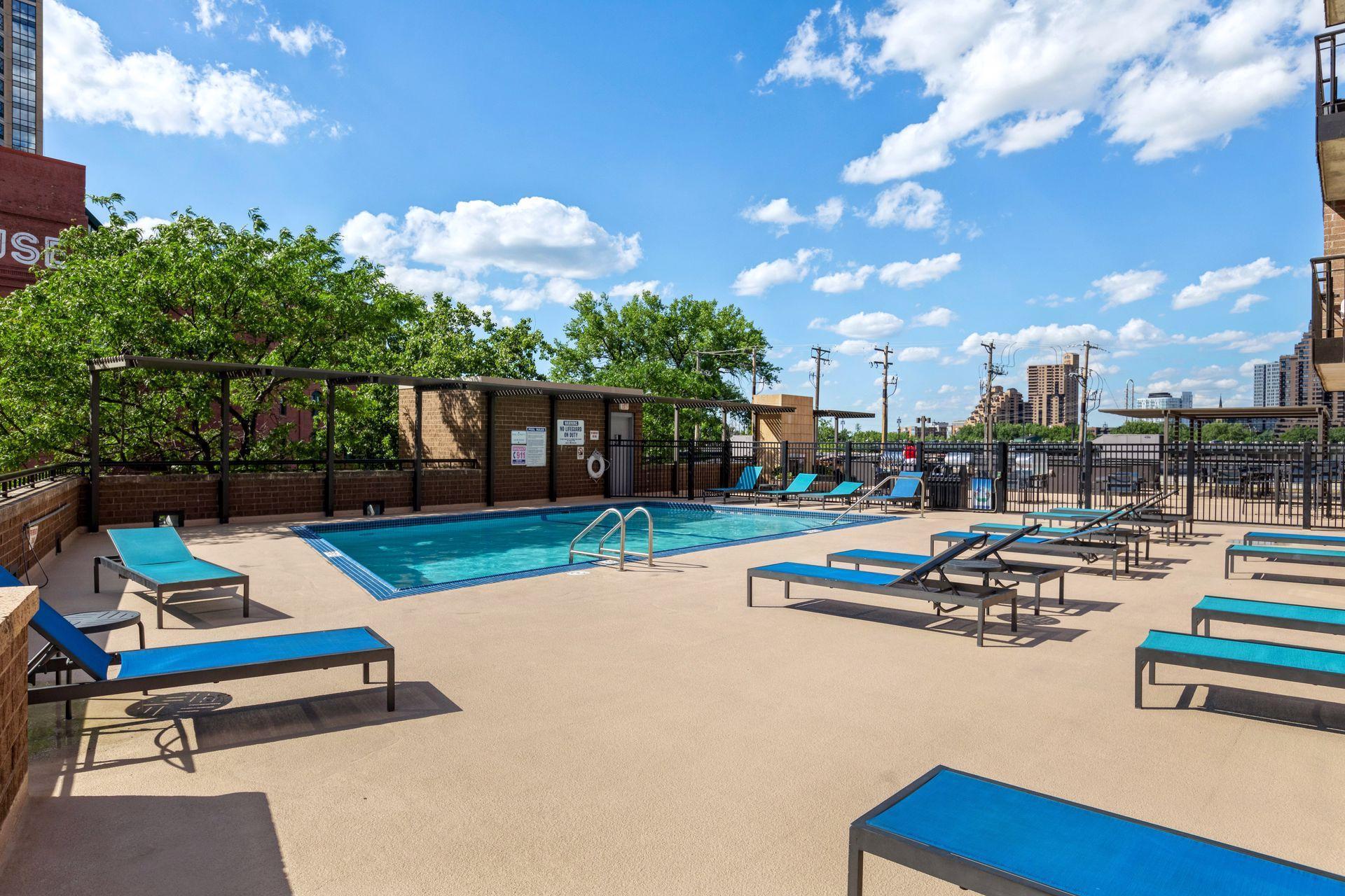 401 S 1st Street Unit: 816