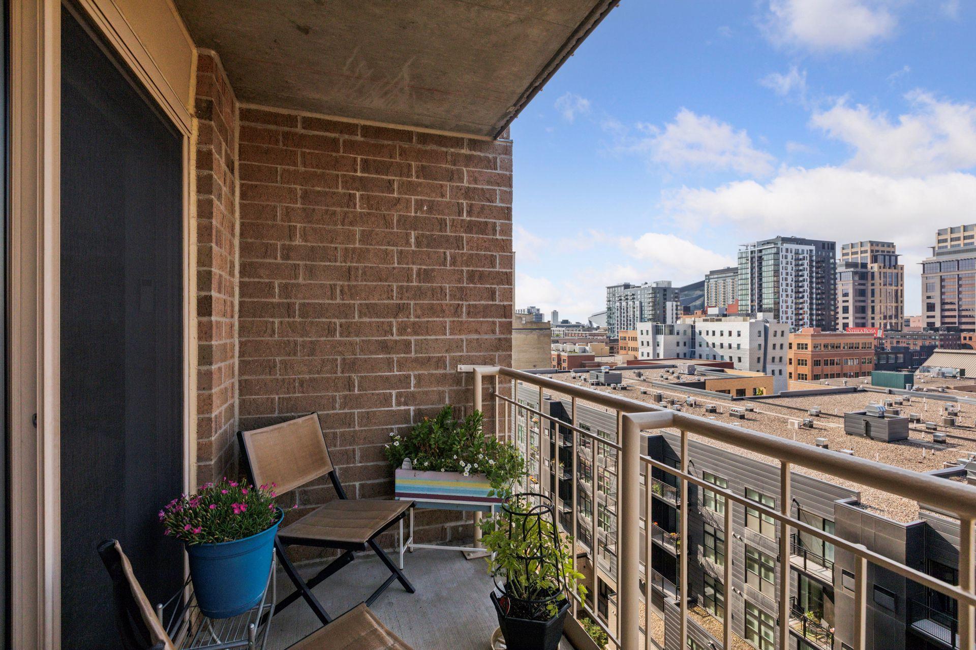 401 S 1st Street Unit: 816
