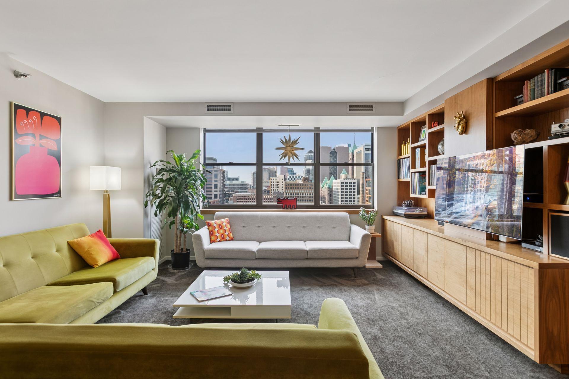 401 S 1st Street Unit: 1310