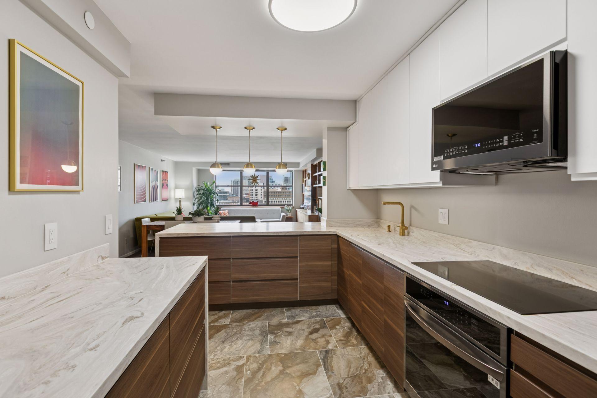 401 S 1st Street Unit: 1310
