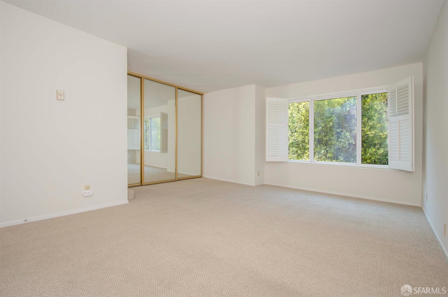 606 Clarendon Street