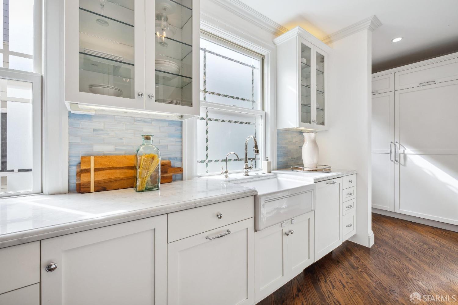 3425 Divisadero Street